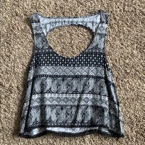 Black and white patterned shirt